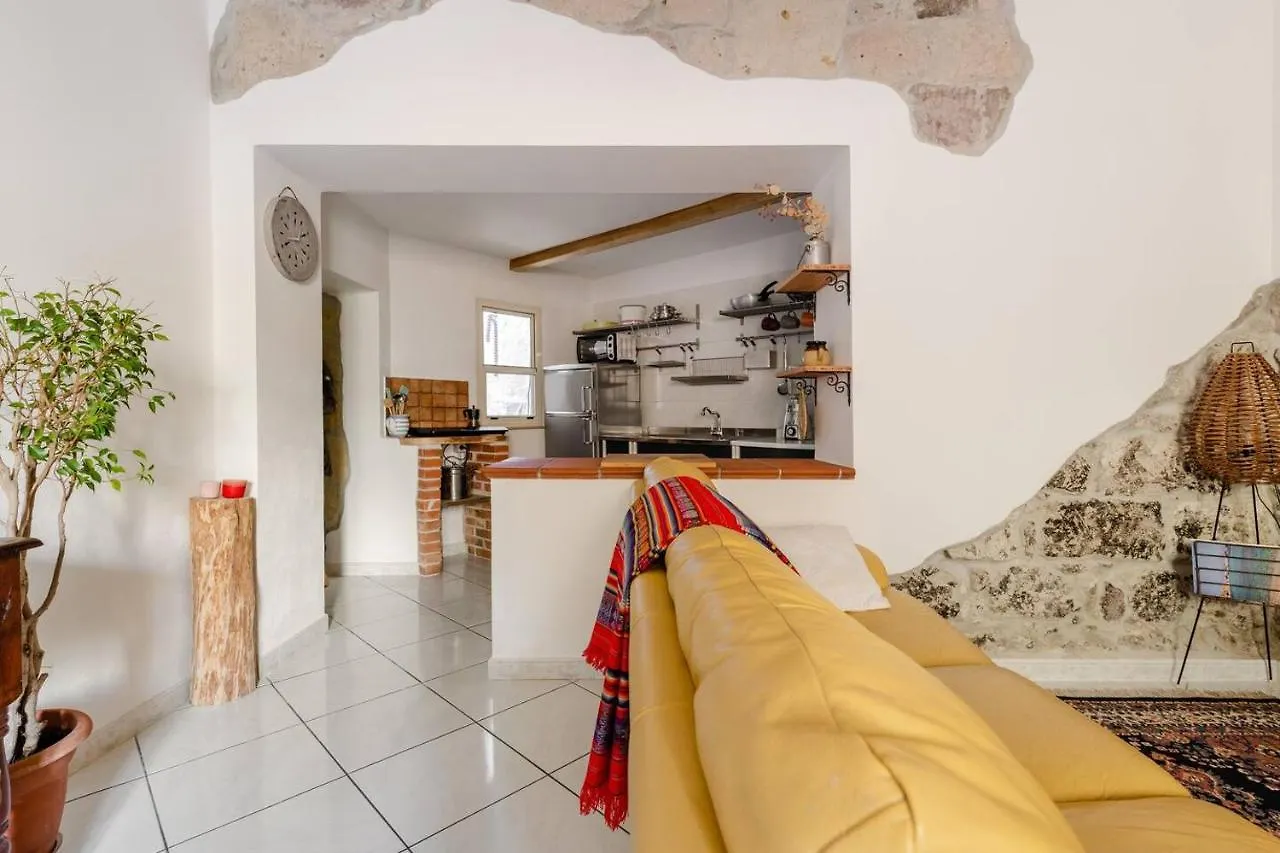Duas Pedras, Private Apartment In The Heart Of ボーザ